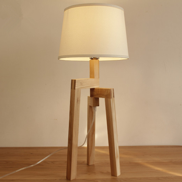 โคมไฟตั้งโต๊ะ TABLE LAMP